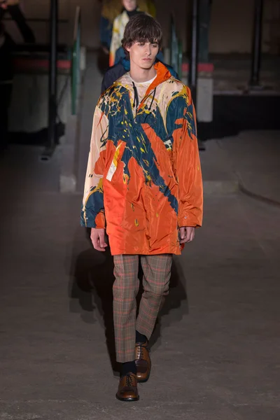Look 71